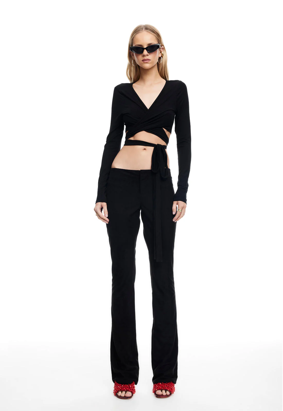 1720-boundless-top-noir-1.webp BOUNDLESS TOP - NOIR