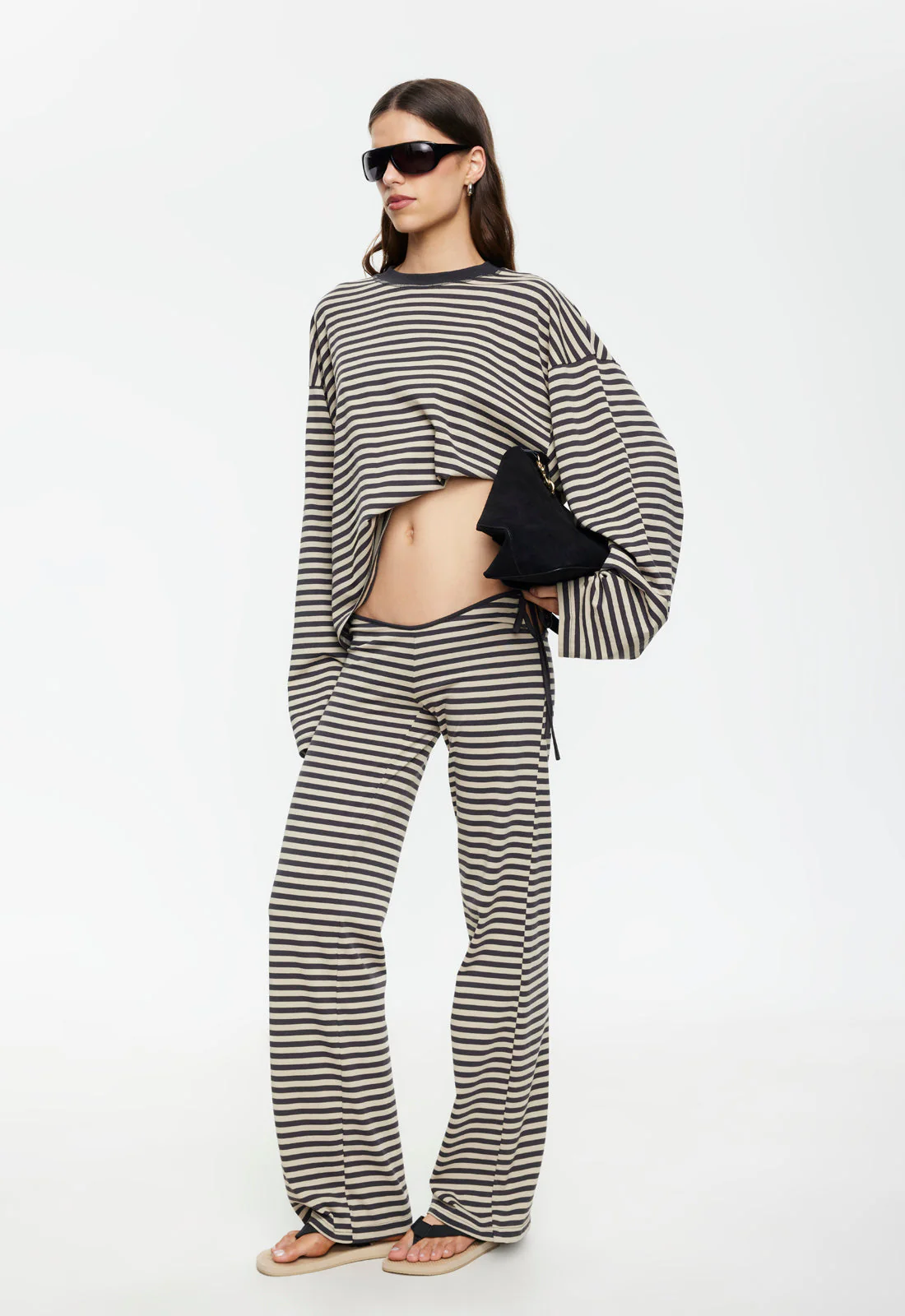 2555-bloom-long-sleeve-slate-stripe-6.webp BLOOM LONG SLEEVE - SLATE STRIPE