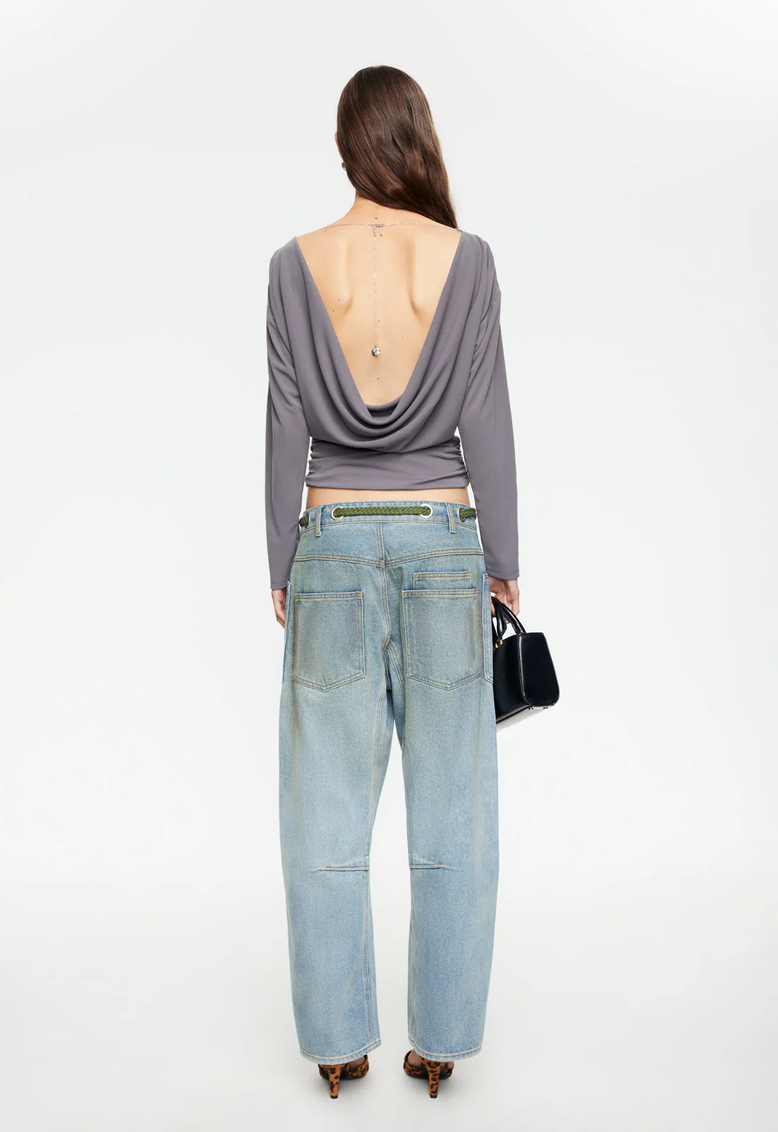304-allure-long-sleeve-ash-4.webp ALLURE LONG SLEEVE - ASH