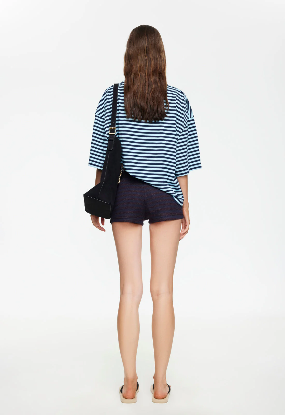 3842-bloom-short-sleeve-navy-sea-stripe-5.webp BLOOM SHORT SLEEVE - NAVY SEA STRIPE