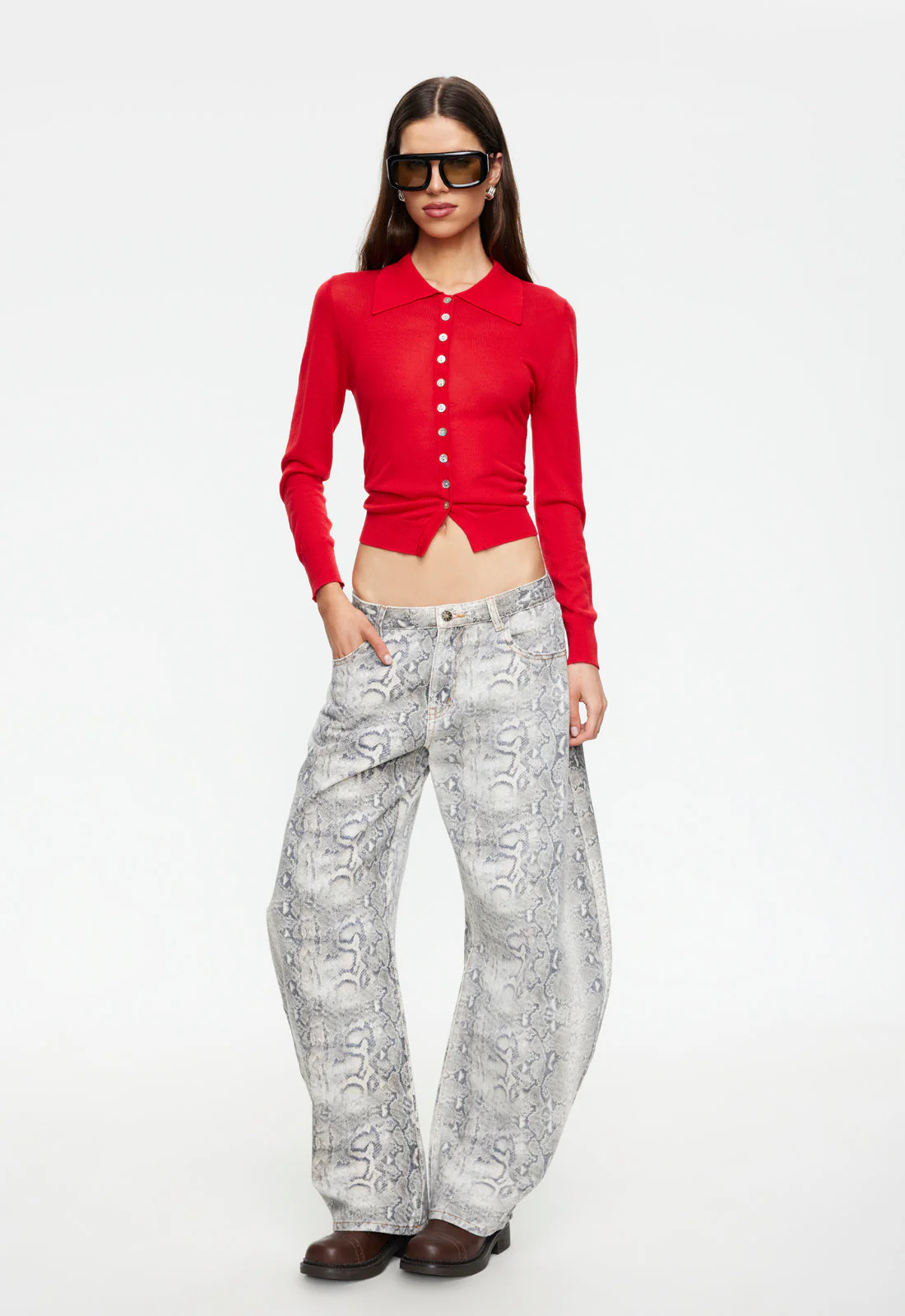 4106-chalet-long-sleeve-crimson-1.webp CHALET LONG SLEEVE - CRIMSON