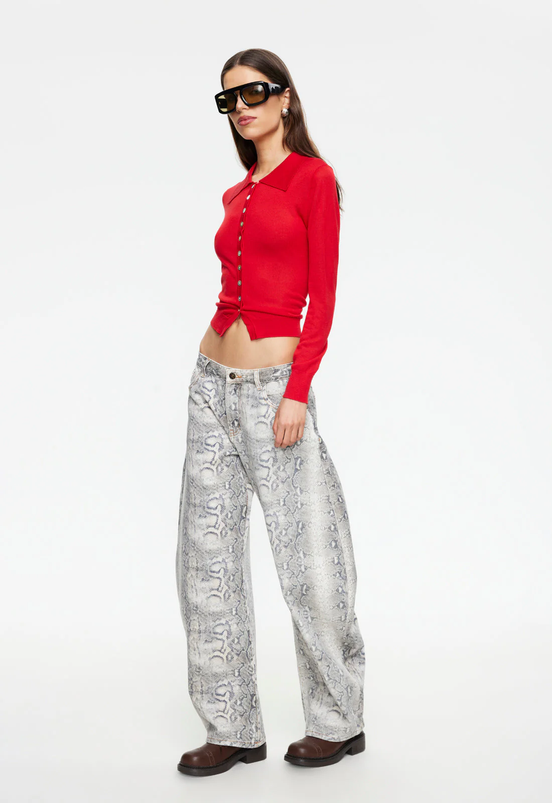 4106-chalet-long-sleeve-crimson-2.webp CHALET LONG SLEEVE - CRIMSON