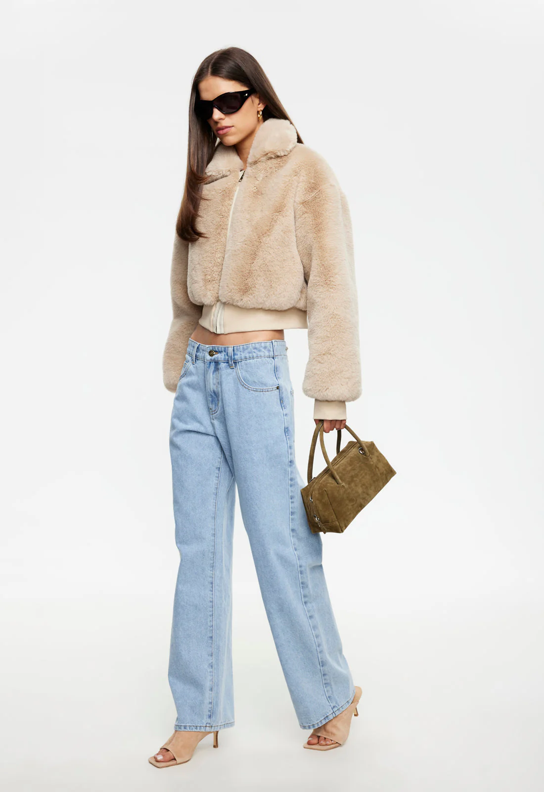 656-drita-faux-fur-sand-1.webp DRITA FAUX FUR - SAND